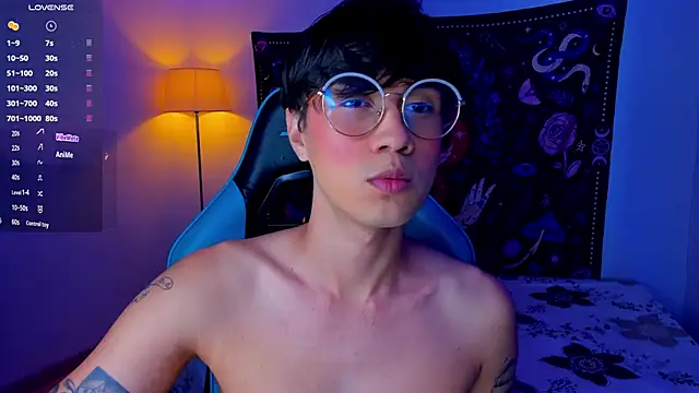 LeaneSeb online show from December 3, 3:41 am