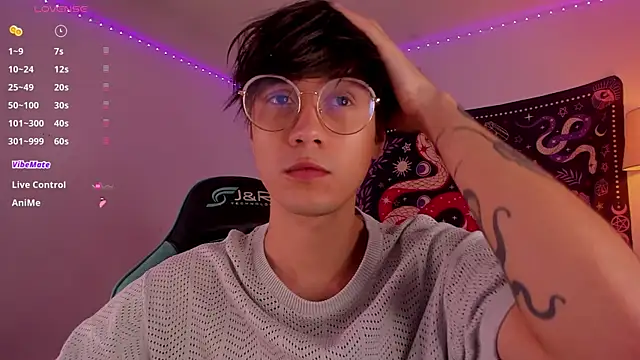 LeaneSeb online show from January 12, 2:41 pm