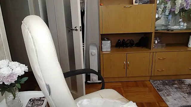 Mika Passion online show from March 5, 2:12 pm