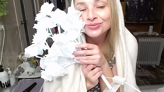 Mika Passion online show from October 4, 10:08 pm