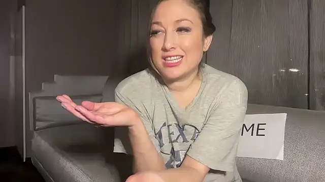 CrazyKittenMeow online show from February 8, 7:59 am