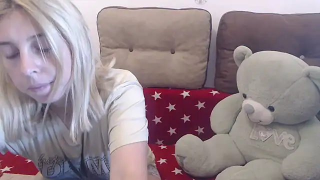 Snapshot of Aliss_Hottie chatting on September 9, 6:13 am Aliss Hottie online show from September 9, 6:13 am