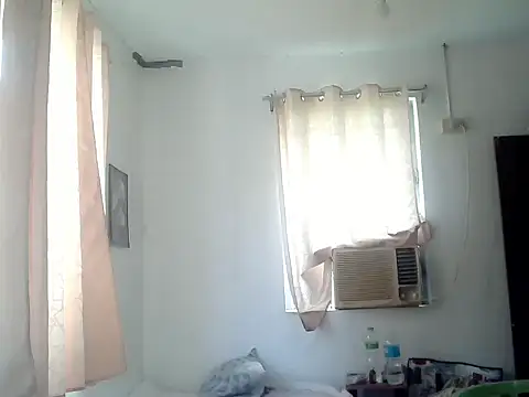 Snapshot of bigcockkyla chatting on March 4, 2:39 am bigcockkyla online show from March 4, 2:39 am