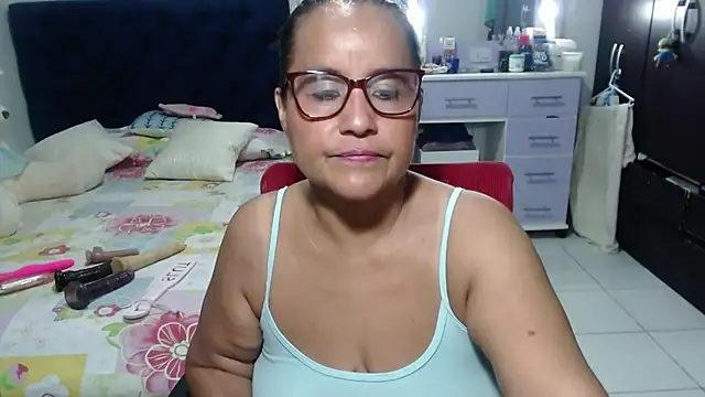 pervert mommy  online show from February 13, 9:49 am