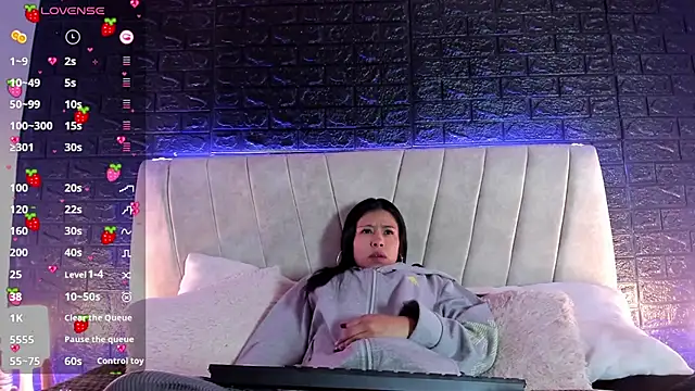 Snapshot of CATRINA_SEXXX chatting on February 26, 6:47 am CATRINA SEXXX online show from February 26, 6:47 am