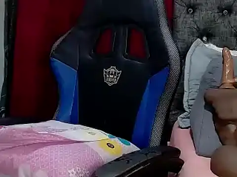 sara greyx online show from February 20, 6:24 pm