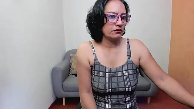 scarlet wet online show from May 29, 10:08 pm
