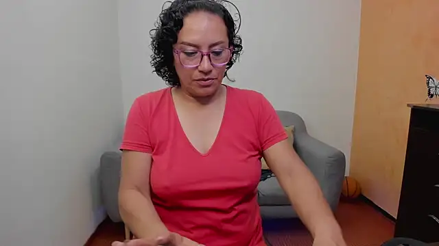 scarlet wet online show from June 2, 11:18 pm