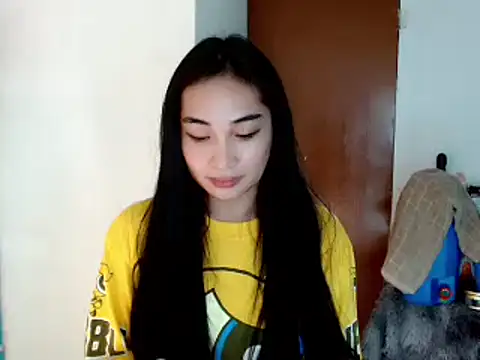 SweetLilly 18 online show from January 11, 3:20 pm