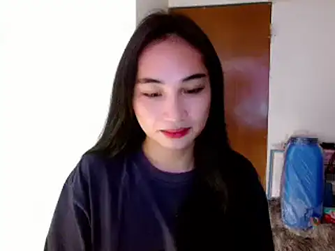 SweetLilly 18 online show from January 22, 12:06 pm