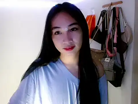 SweetLilly 18 online show from March 10, 12:51 am