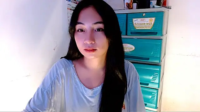 SweetLilly 18 online show from September 18, 3:36 pm