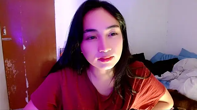 SweetLilly 18 online show from September 24, 5:05 pm