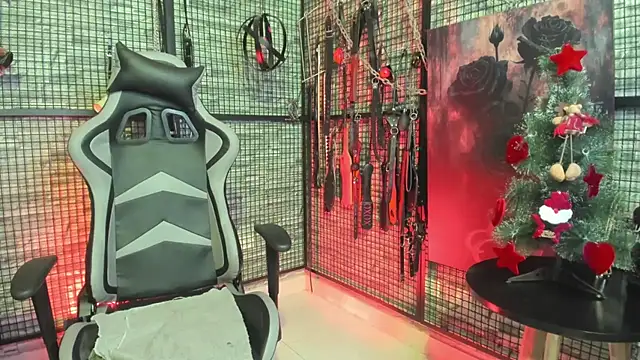 EVA BDSM online show from December 18, 2:17 am