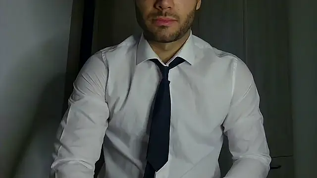 Justynn1 online show from May 21, 9:44 pm