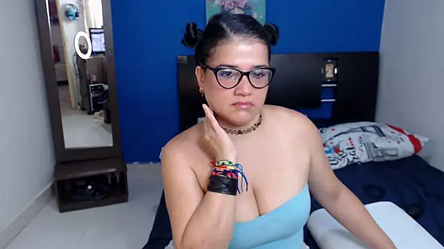 GlendaStarx online show from May 8, 9:09 pm