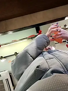 Frost foxy online show from December 14, 5:29 am