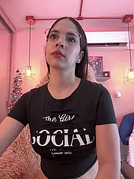 Zoe Bae online show from January 5, 3:45 pm