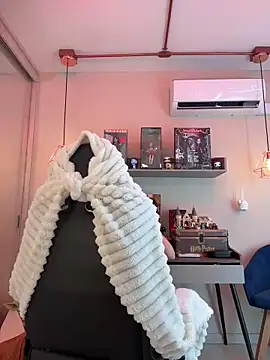 Zoe Bae online show from February 1, 4:33 pm