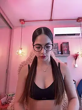 Zoe Bae online show from February 12, 9:33 pm