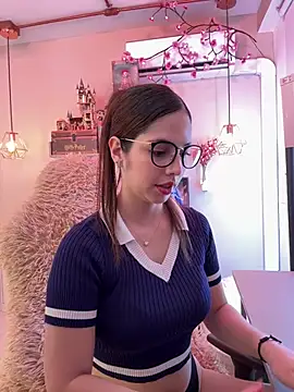 Snapshot of Zoe_Bae chatting on January 15, 10:02 pm Zoe Bae online show from January 15, 10:02 pm