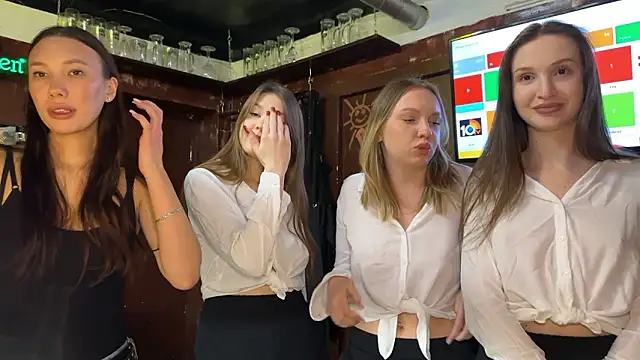 Snapshot of dirtypub chatting on January 16, 8:24 pm dirtypub online show from January 16, 8:24 pm