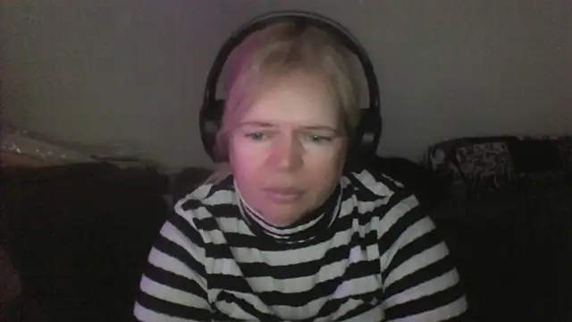 vaneza02 online show from April 23, 6:43 pm