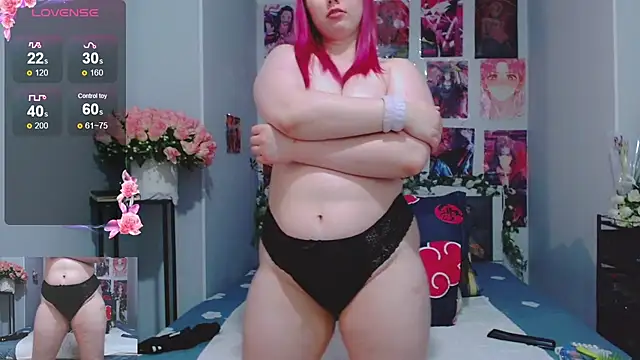 Snapshot of MikaMoonn chatting on March 16, 2:43 am MikaMoonn online show from March 16, 2:43 am