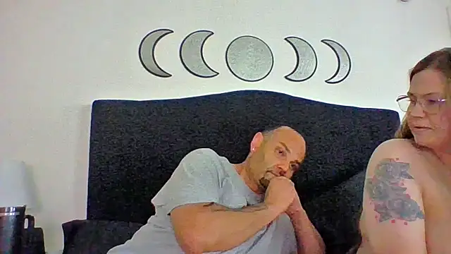 captainstabbin83 online show from April 13, 6:41 am
