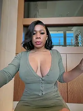 Snapshot of Belle___ chatting on February 1, 3:43 pm Belle online show from February 1, 3:43 pm