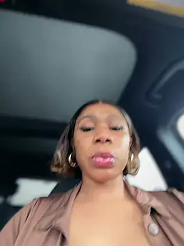 Snapshot of Belle___ chatting on February 11, 7:30 pm Belle online show from February 11, 7:30 pm