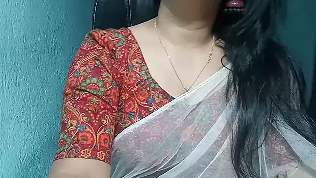 Snapshot of YourModhu chatting on March 19, 9:05 pm YourModhu online show from March 19, 9:05 pm