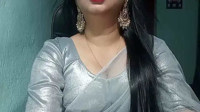 Snapshot of YourModhu chatting on November 7, 5:57 pm YourModhu online show from November 7, 5:57 pm