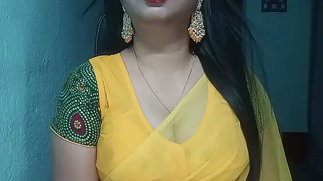 Snapshot of YourModhu chatting on November 9, 6:06 pm YourModhu online show from November 9, 6:06 pm