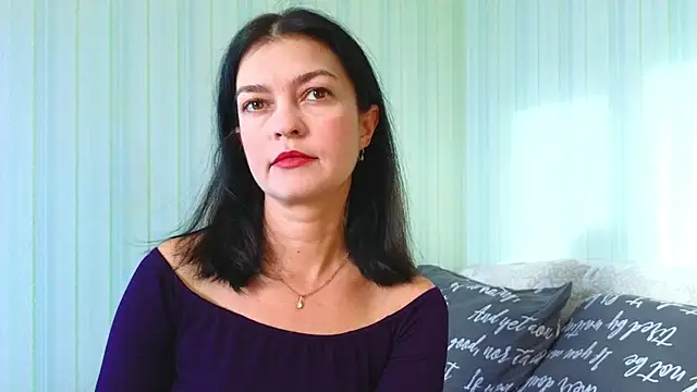  Lily  online show from November 7, 6:24 am