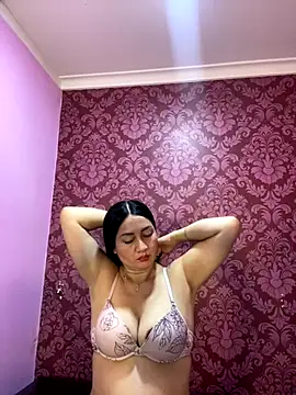 juliana diaz online show from November 12, 11:32 am