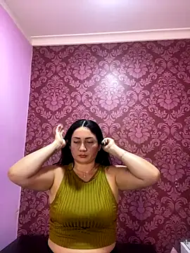 juliana diaz online show from November 30, 11:14 am