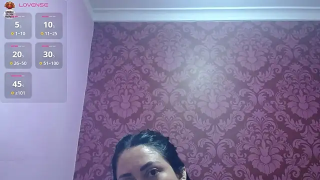 juliana diaz online show from June 16, 11:24 am