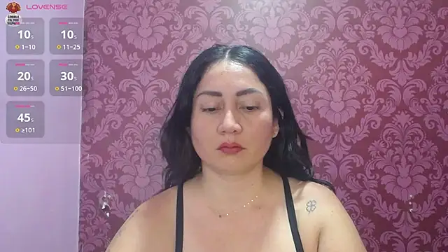 juliana diaz online show from June 30, 1:12 pm