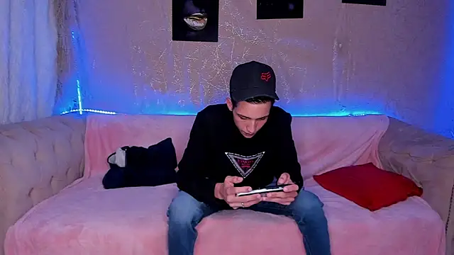 Shyfantasies online show from October 1, 10:38 pm