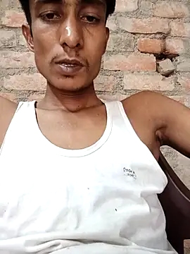 Snapshot of hq9870a chatting on October 5, 7:28 am hq9870a online show from October 5, 7:28 am