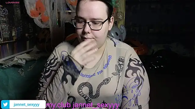 JannetPie online show from November 10, 5:23 pm