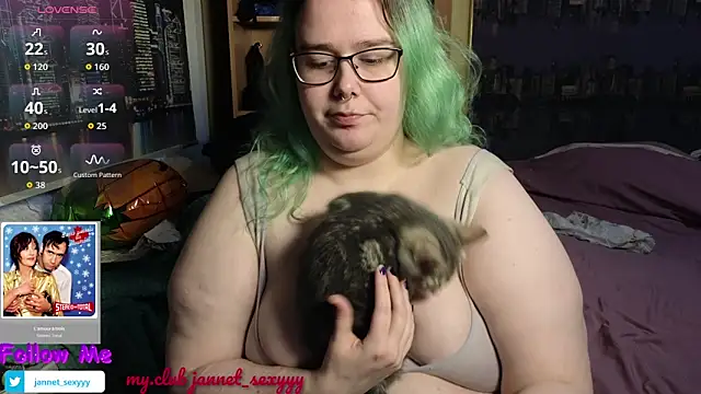 JannetPie online show from December 4, 7:17 am