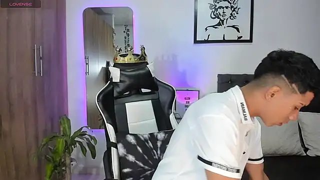 AlanNaughty online show from February 6, 11:19 pm