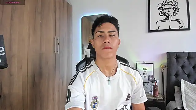 AlanNaughty online show from February 7, 9:51 pm