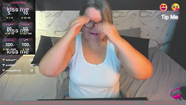 Shannonshine online show from September 24, 5:38 pm