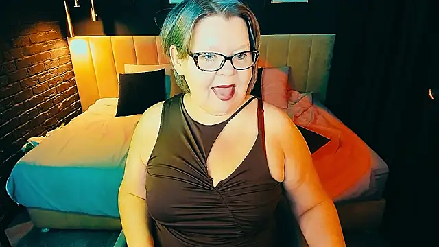 Shannonshine online show from February 14, 5:59 am