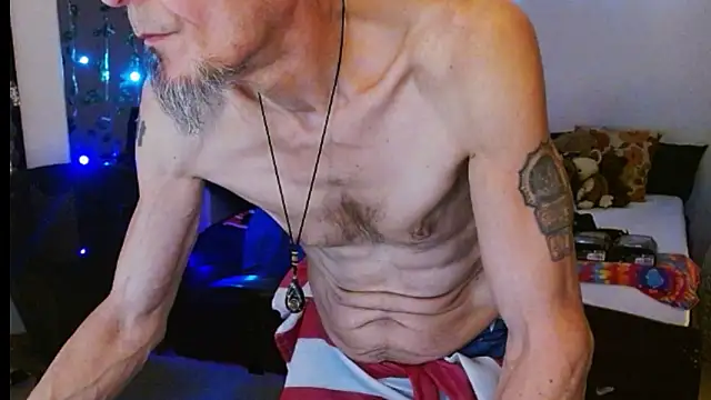 Snapshot of mycock2474u chatting on February 22, 6:50 am mycock2474u online show from February 22, 6:50 am