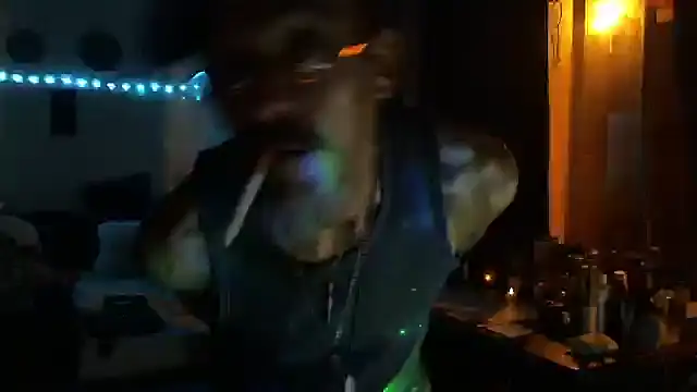 Snapshot of mycock2474u chatting on October 6, 10:23 am mycock2474u online show from October 6, 10:23 am