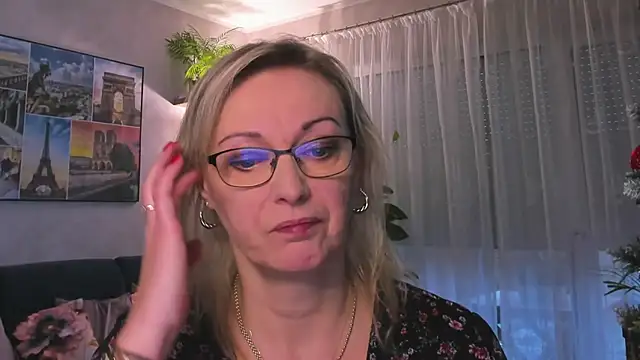 vanessa chat online show from January 11, 7:17 am